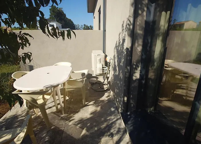 T2 Moderne 2 A 4 Personnes Lucciana (Corsica)